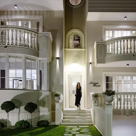 فندق مبيت وإفطار Lemon House سافوكا