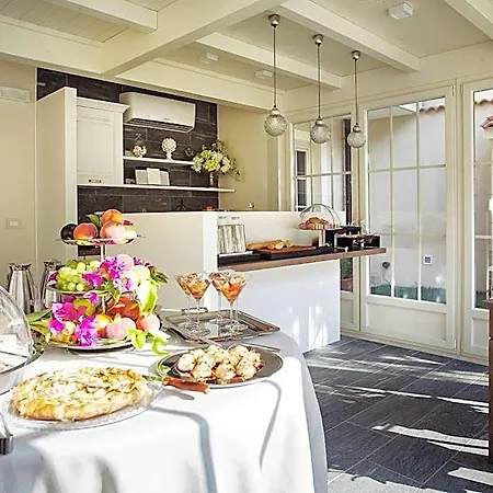 Nocleg ze śniadaniem Lemon House 4*