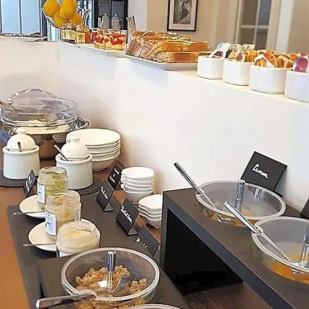 فندق مبيت وإفطار Lemon House 4*